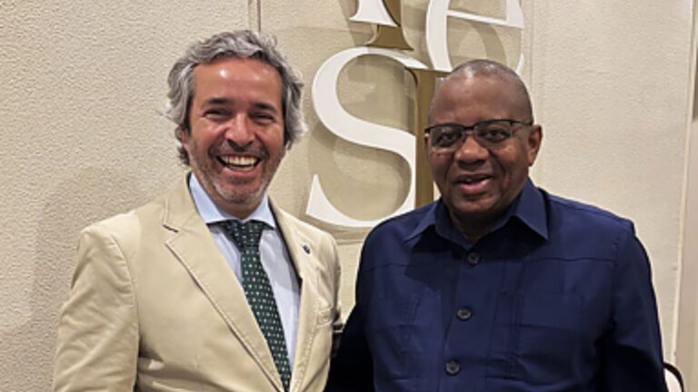 Encontro entre APESP